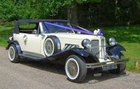 His and Hers Wedding Cars 1092998 Image 0